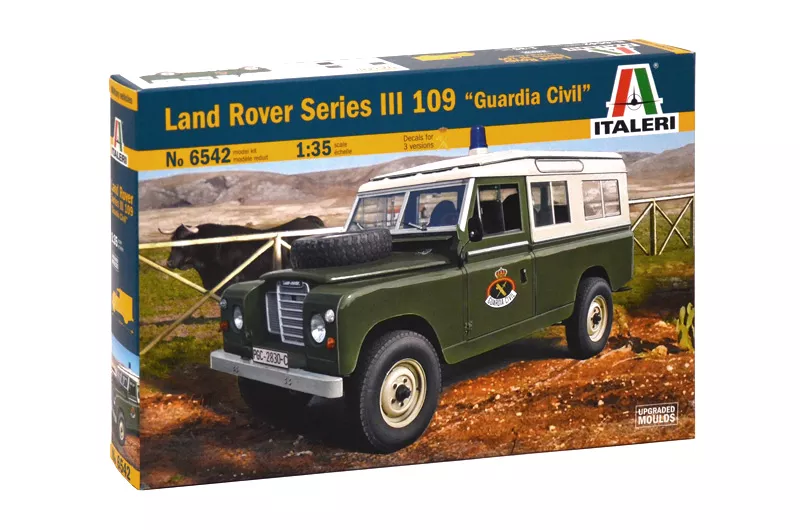Italeri - LAND ROVER Series III 109 Guardia Civil